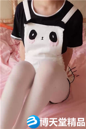 [国产剧情]熊猫背带裤白丝极品小萝莉